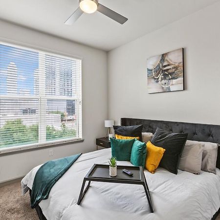 Luxury Apartment With King Bed And Pool And Free Parking 4 Houston Kültér fotó