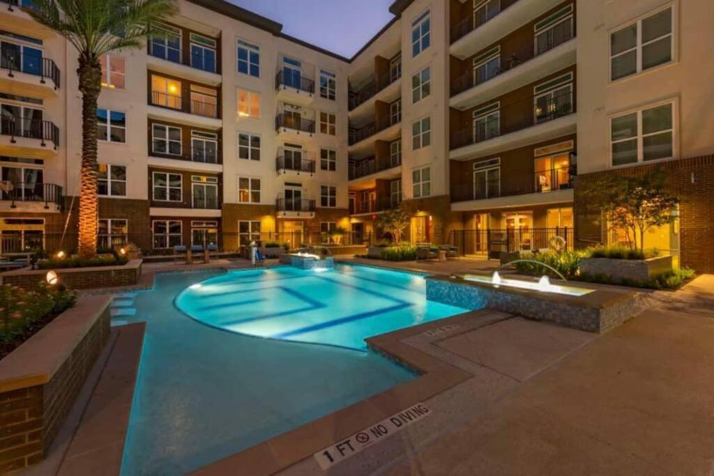 Luxury Apartment With King Bed And Pool And Free Parking 4 Houston Kültér fotó