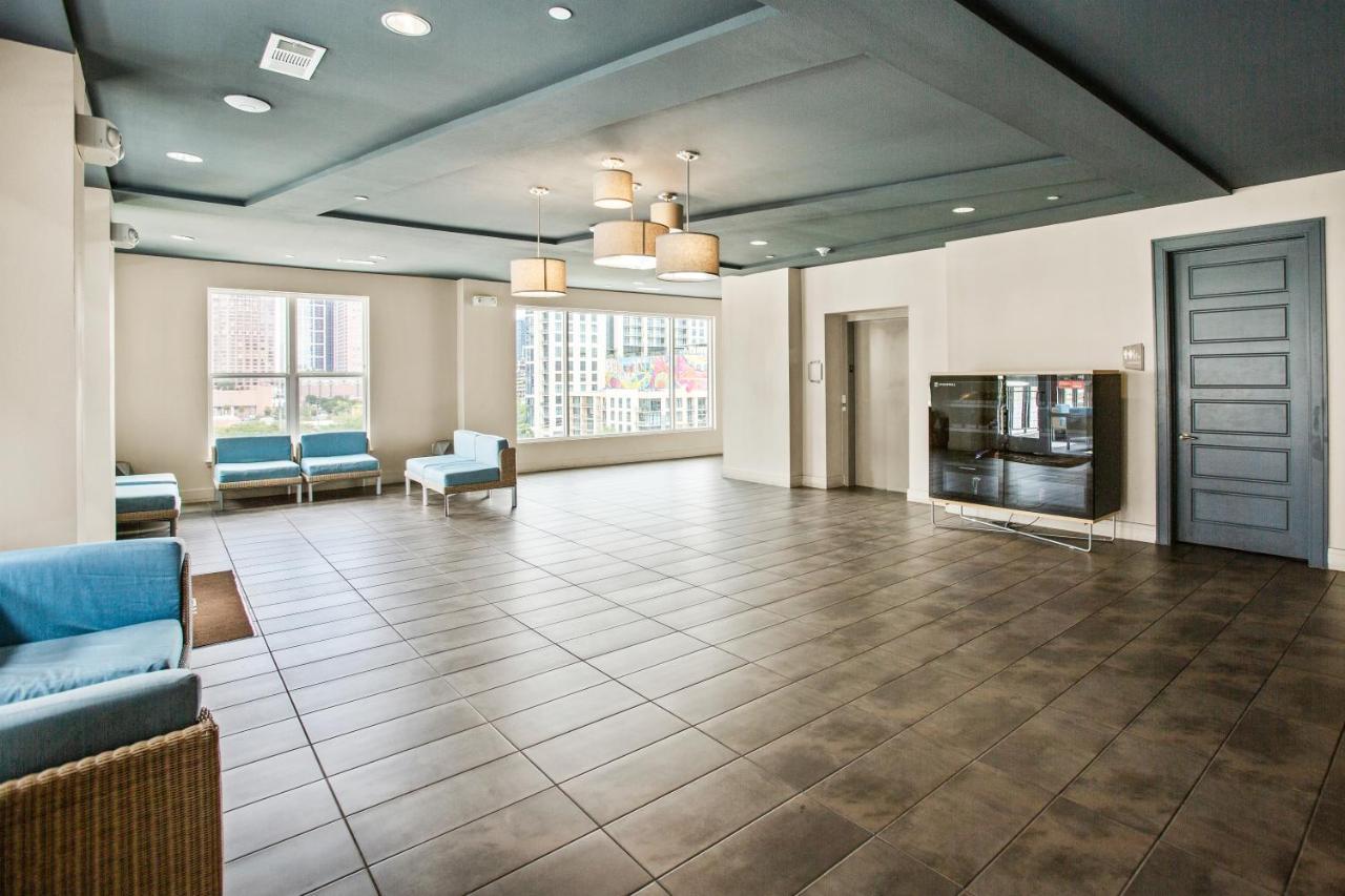 Luxury Apartment With King Bed And Pool And Free Parking 4 Houston Kültér fotó